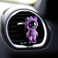 Clip diffuseur de parfum pour grille d'aération de voiture, motif astronaute de dessin animé mignon, parfum océanique, élimination des odeurs, évaporation naturelle, sans électricité