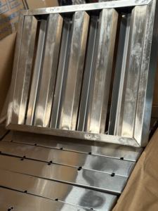 แผ่นกั้นระยะฝากระโปรงสเตนเลสสตีล304ป้องกันน้ำมัน - Product Image 5