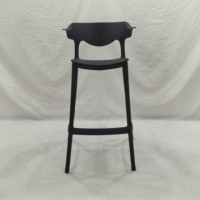 Tabourets de bar modernes minimalistes en plastique, moulage monobloc, aucun assemblage requis, résistants à l'eau, tabourets hauts pour usage commercial et hôtelier
