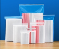 Caractéristiques des sacs à provisions en plastique en matériaux recyclés Sacs pour machines d'emballage et d'impression