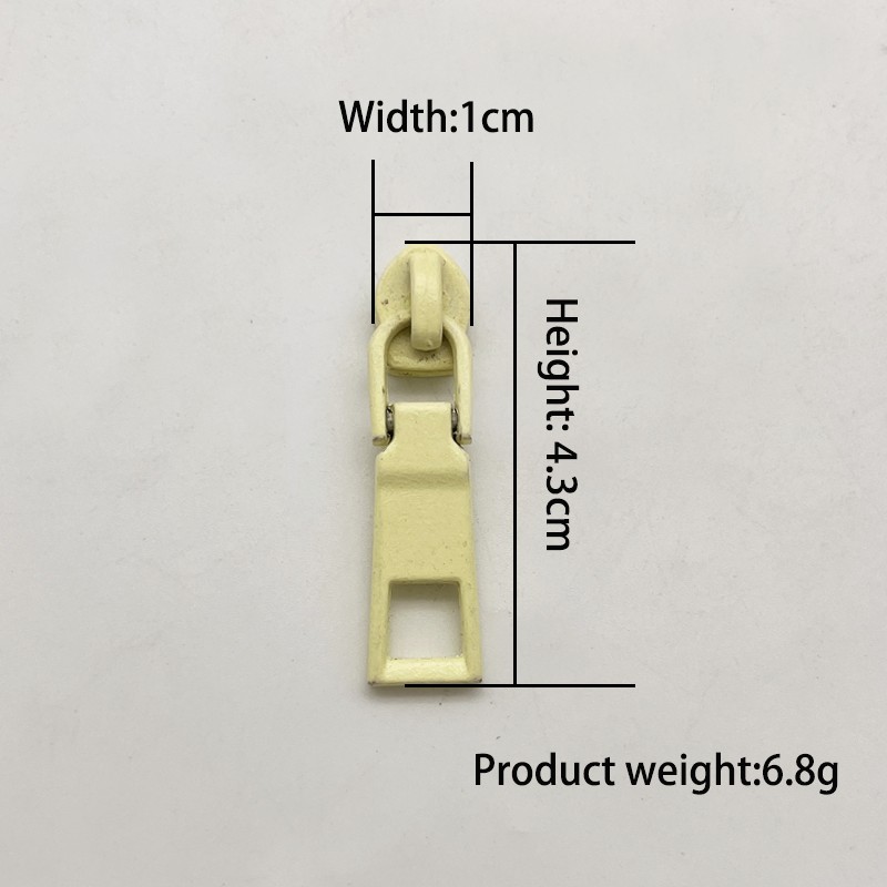 Yellow-green folded square-hole rubber teeth