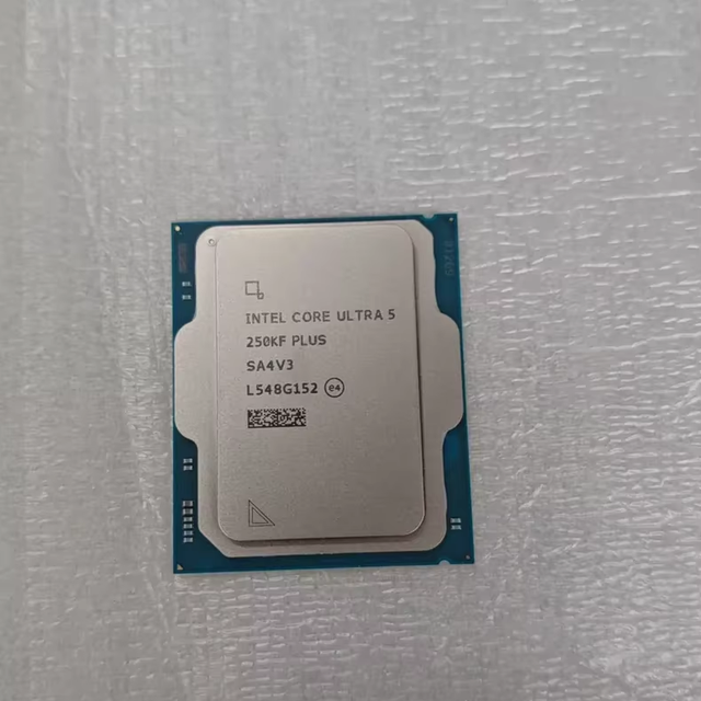 Core Ultra 5 250KF Boxed CPU 18C/18T LGA 1851 5.3GHz DDR5 Gaming Processor U5-250KF No IGPU