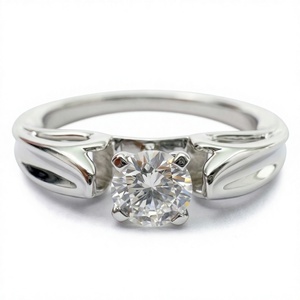 Anillo de Compromiso Solitario con Diamante Cultivado en Laboratorio, Corte Redondo, 0.30 CT, Certificado IGI, Oro Blanco Sólido de 14k, Joyería con Tallo Catedral - Product Image 1