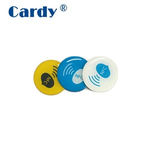 Tùy chỉnh kích thước thẻ đồng xu sticker tự dính <span class=keywords><strong>NFC</strong></span> <span class=keywords><strong>Tag</strong></span> hình tròn 13.56MHz fudan <span class=keywords><strong>F08</strong></span> chip - Product Image 5
