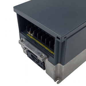 Variateur de fréquence haute performance VFD ATV312HU22N4, contrôleur de vitesse de moteur AC, 2,2 kW, 3 phases, industriel - Product Image 1