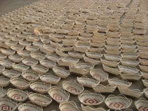 Mini panier de fleurs en bambou coloré tissé à la main pratique Festival de Pâques stockage à la maison panier-cadeau organisation de la cuisine Handicraf - Product Image 2