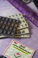 Ensemble de Mahjong Américain de Luxe Gothique avec Têtes de Mort, 160 Tuiles en Porcelaine Acrylique Bleues et Blanches, Idéal pour Cadeau d'Halloween, Vente en Gros