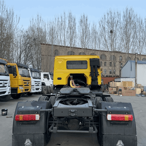 Tracteur d'<span class=keywords><strong>occasion</strong></span> Sinotruk Howo 371hp 375hp 10 Wheeler Cabin HW76 ou HW79 - Product Image 4