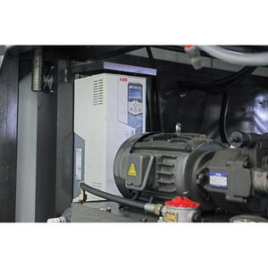 ماكينة صب قوالب بضغط المياه وخياطة الألعاب للأطفال من البلاستيك المجوف الذي يُنفخ بواسطة صب كرات البحر والبولي إيثيلين منخفض الكثافة - Product Image 6