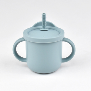 Gobelet pliable en silicone anti-fuite, multicolores, avec logo personnalisé, pour enfants, école, pique-nique - Product Image 1