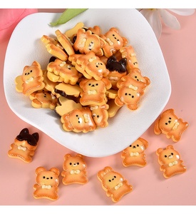 HENGXIN Mini juego de comida Animal gato oso perro zorro Koala conejo galletas dijes de resina para casa de muñecas artesanías Decoración - Product Image 2