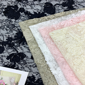 Tela de Encaje Bordado <span class=keywords><strong>con</strong></span> <span class=keywords><strong>Flores</strong></span> 3D de Alta Calidad, Encaje de Malla Texturizada <span class=keywords><strong>Negra</strong></span> para Vestido de Noche, Vestido de Novia - Product Image 3