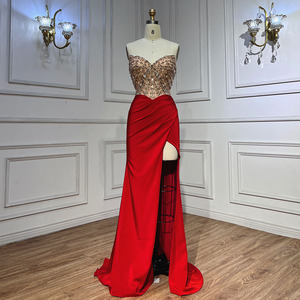 Abito da Sera Rosso Senza Spalline a Sirena con Perline Serene Hill LA71731, Vestito Sexy con Spacco per Passerella - Product Image 2
