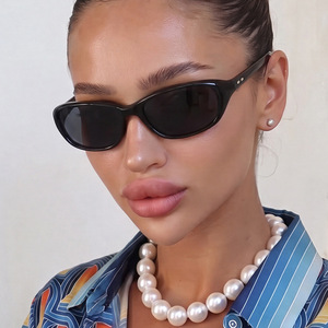 Occhiali da <span class=keywords><strong>Sole</strong></span> Donna Quadrati-Ovali Stile Punk 2026 Nuovi UV400 Montatura Completa Protezione Solare Blocco UV Look Retrò Edgy Millennial-Chic - Product Image 2