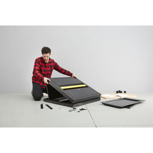 Gabinete de herramientas de pared de una sola puerta STANLEY de 18 pulgadas x 36 pulgadas x 12 pulgadas para taller o garaje - Product Image 1