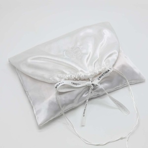 Bolsa de Satén de Polietileno Reciclado con Logotipo Bordado Personalizado, Bolsa de Embalaje para Ropa, Bolsa de Almacenamiento con Cordón, Bolsa de Satén de Seda - Product Image 6