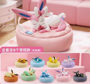 YQ Collection Ultra Premium Blind Box Eevee en Pose Dormante Figurine Peluche pour Jeux de Société et Vitrine - Product Image 6