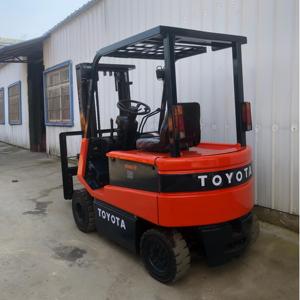 รถยกไฟฟ้าโตโยต้ามือสอง 1.5 ตัน สภาพดี เหมาะสำหรับการขนถ่ายวัสดุในคลังสินค้าภายในอาคาร - Product Image 3