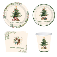 Vaisselle de fête sur le thème de Noël, décoration de fête d'arbre de Noël, assiettes en papier jetables, gobelets, serviettes