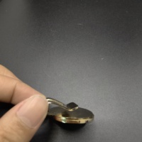Clip de chapeau de golf plaqué or, surface polie et lisse, service de gravure et de logo personnalisés, idéal pour la collection de souvenirs de golfeurs