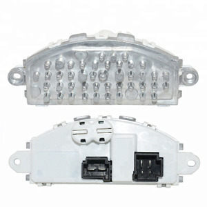 โมดูลตัวต้านทานการควบคุมความเร็วของเครื่องเป่าลม YC33-05105สำหรับ Volkswagen BMW - Product Image 4