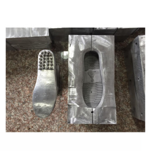 Inyección suela de PU zapato de molde de espuma de poliuretano de endrinas haciendo - Product Image 4
