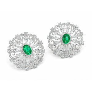 Pendientes de Plata 925 con Baño de Oro de 18K y Circonita Cultivada de UM Jewelry para Uso Diario y Regalos de Aniversario de Bodas - Product Image 4