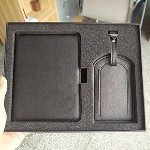 Funda para tarjeta de crédito Id Titulares de pasaporte Conjuntos de etiquetas de equipaje Cartera personalizada Viaje personalizado Pu Cuero Pasaporte conjunto - Product Image 3