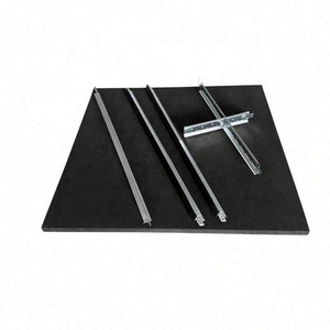 Plaques de plafond décoratives en PVC imitation plâtre noir 600x600mm pour la décoration de toits, de douches et de garages - Product Image 1