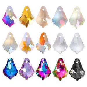 QIYI Lustre en cristal multicolore baroque Pièces de rechange <span class=keywords><strong>dans</strong></span> un style de feuille d'érable en cristal simple moderne pour accessoires vestimentaires - Product Image 2