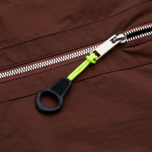 Penarik tali plastik silikon tahan lama gaya langsung pabrik kustom untuk tas garmen aksesori pakaian dibuat PU atau PVC - Product Image 1