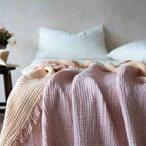 Couverture de literie 4 couches 100% coton mousseline tissu gland drapé <span class=keywords><strong>Double</strong></span> couleur <span class=keywords><strong>gaze</strong></span> tissu doux confortable drap housse de canapé - Product Image 3