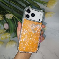 Coque de téléphone mignonne et féminine avec accessoires cœur 3D et strass, protection d'appareil photo pour iPhone 17 Pro Max 16 15 14 13 12 11