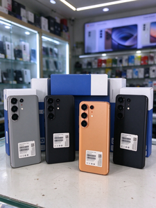 Teléfono Inteligente Camon 50 Pro, Cámara HD de 108MP, Desbloqueo Facial y por Huella Dactilar, Carga Rápida de 65W, Doble SIM 4G/5G - Product Image 4