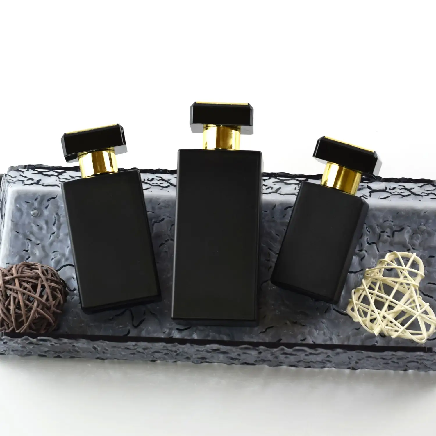 Bouteille de parfum vide en verre noir de 30ml rectangulaire carré de 50ml avec boîte Bouteille de parfum noir mat Bouteille de parfum noir et blanc
