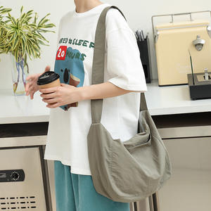 حقيبة يد كورية كاجوال وفنية ، حقيبة يد مطبوعة ، حقيبة نسائية بكتف واحد كلاسيكية على الإنترنت - Product Image 3