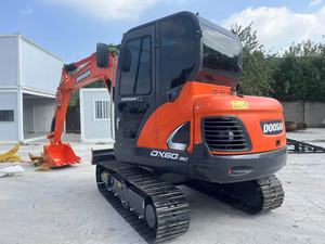 รถขุดขนาดเล็ก Doosan DX60-9C น้ำหนักใช้งาน 6 ตัน พร้อมบุ้งกี๋ขุดขนาด 0.22 เมตร เครื่องยนต์คัมมินส์ รุ่นปี 2022 - Product Image 3
