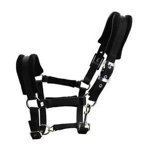 Bocado Ecuestre de Ocho Pies de Largo, Material PP, Rojo/Azul/Negro, Arnés de Textil para Caballos - Product Image 1