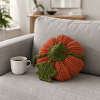 Décoration d'automne en tricot orange avec mini citrouilles colorées, panier en rotin, ornement de table pour Thanksgiving et Halloween