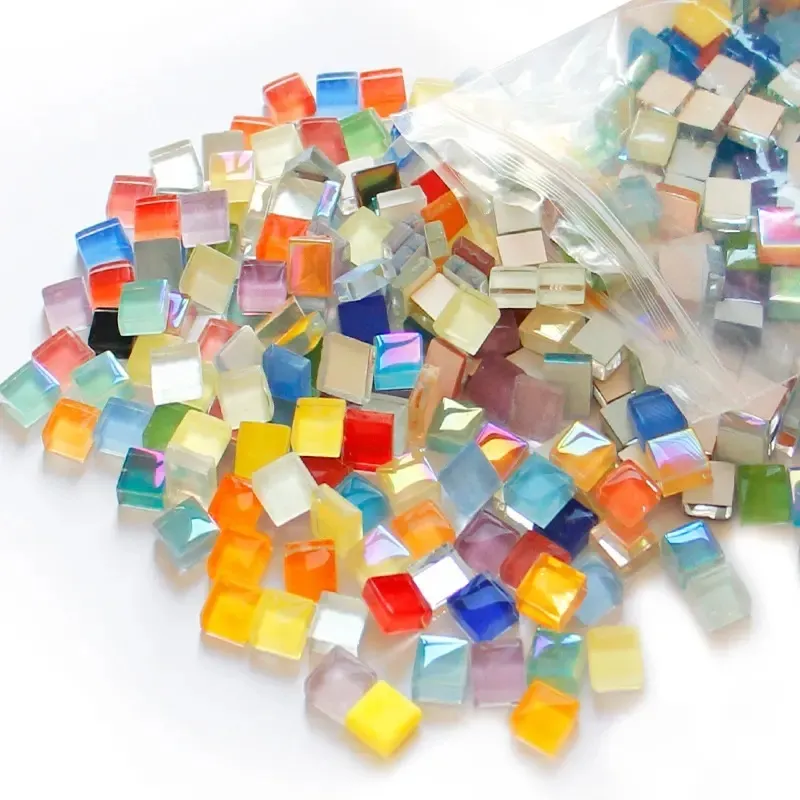 10mm mini tuile de mosaïque en verre cristal tuile de mosaïque colorée pour bricolage artisanat 1KGS par sac