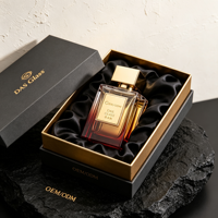 Flacon de parfum en verre avec logo peint en couleur, design minimaliste, 100 ml, 50 ml, avec couvercle magnétique personnalisé de luxe
