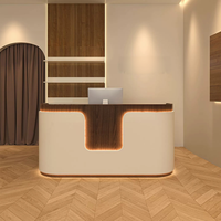 Nouveau design avec peinture haute brillance LED, comptoir de réception, caisse enregistreuse, comptoir pour salon de beauté, salon de coiffure, hôtel, restaurant