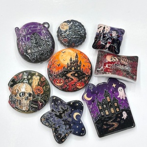 Cuentas acrílicas de dibujos animados de Halloween con diseños de Castillo y Bruja, para llaveros DIY, colgantes para teléfono y colgantes para bolso, suministros de abalorios variados - Product Image 5