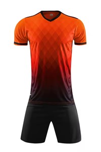 Maillot de football d'équipe imprimé de haute qualité, respirant, à séchage rapide, écologique, à manches courtes, personnalisé pour l'été - Product Image 5