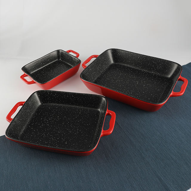 สีแดงและสีดำ