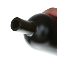 Bouteille de spiritueux en verre noir mat opaque 500ml 750ml, bouteille de vodka en verre pour marquage de spiritueux artisanaux modernes