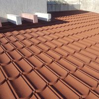 Tuiles de toiture en métal revêtues de pierre modernes avec garantie de 50 ans pour l'utilisation dans les temples, tuiles de toiture en céramique et résine synthétique colorées