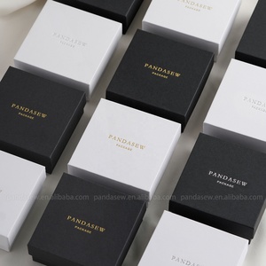 Pandasew Sang Trọng Biểu Tượng Tùy Chỉnh In Matt Hộp Quà Tặng Màu Đen Kraft Tông Nắp & Cơ Sở Đồ Trang Sức Pouch Với Pad - Product Image 6