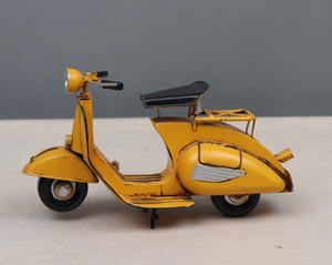 Modelo <span class=keywords><strong>de</strong></span> Scooter Retro Manual Vespa, Motocicleta <span class=keywords><strong>de</strong></span> Pedales Pequeña con Diseño <span class=keywords><strong>de</strong></span> Oveja, Decoración Hecha a Mano, Metal Vintage - Product Image 4