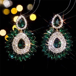 Boucles d'oreilles pendantes en verre géométrique coloré avec strass pour femmes, personnalité exagérée, œil du diable, accessoires d'Halloween - Product Image 6